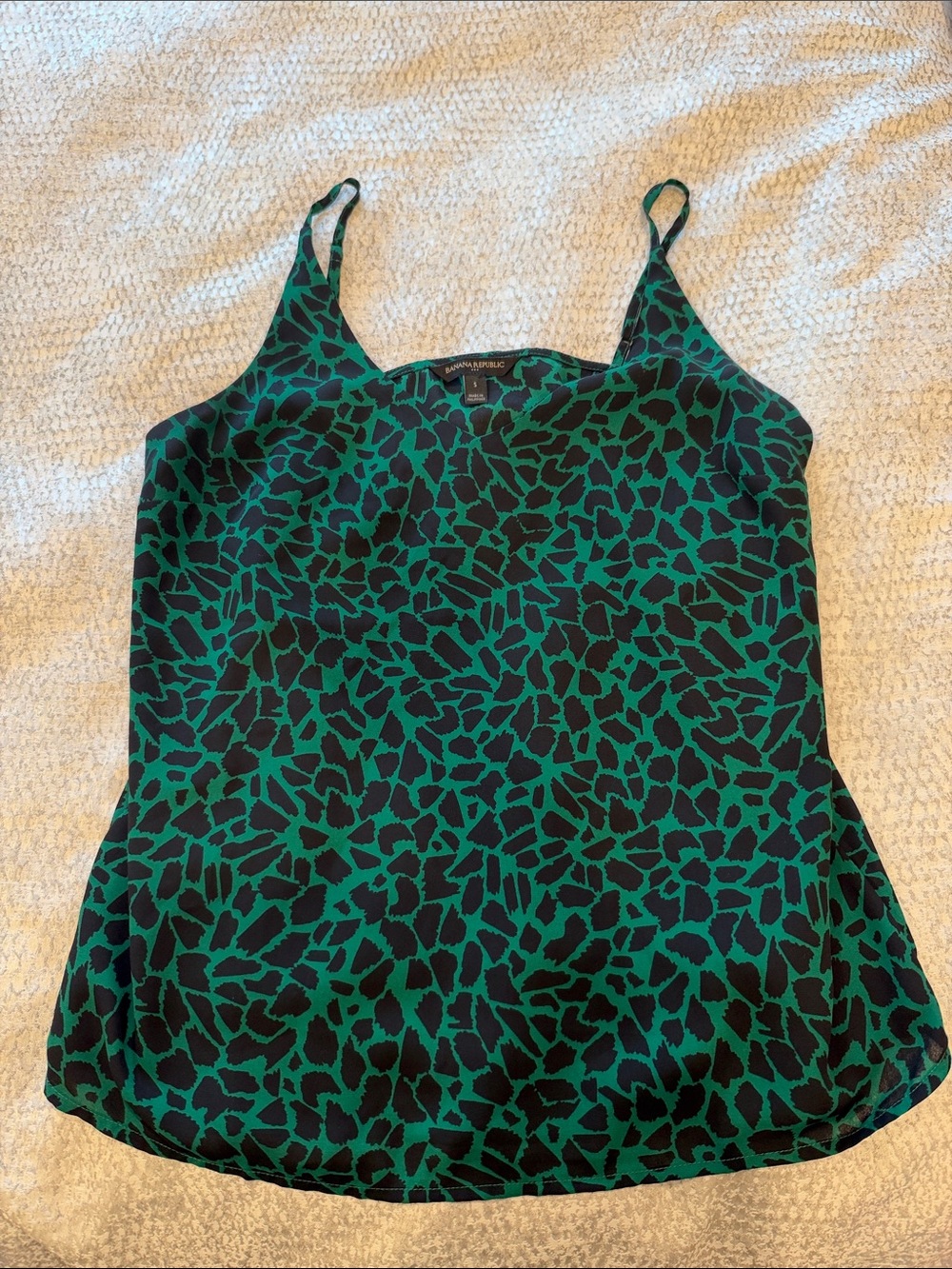 Banana Republic Green and Black Patterned Silk-Feel Cami
